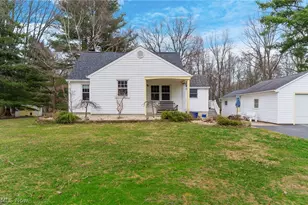 7441 Hubbard Bedford Rd, Hubbard, OH 44425 - Photo 2