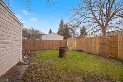 12214 Bennington Avenue, Loveland, OH 44135 - Photo 34