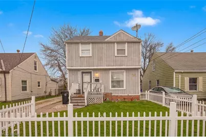 12214 Bennington Avenue, Loveland, OH 44135 - Photo 4