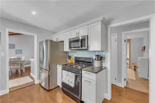 27015 Kennedy Ridge Ext, North Olmsted, OH 44070 - Photo 8