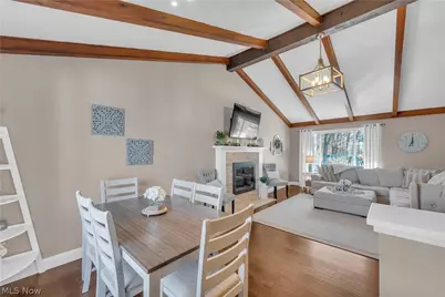 27015 Kennedy Ridge Extension, North Olmsted, OH 44070 - Photo 4