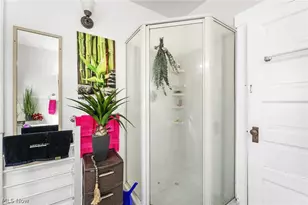 1303 Castle Ave, Loveland, OH 44113 - Photo 14