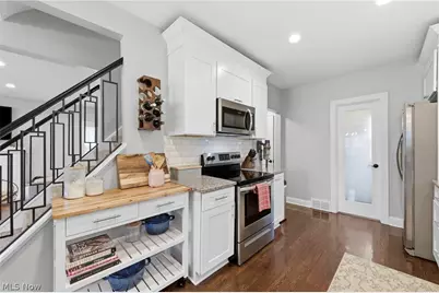 3525 Silsby Road, University Heights, OH 44118 - Photo 8