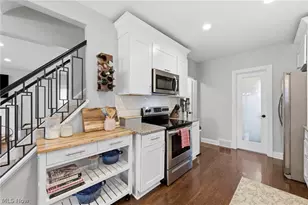 3525 Silsby Rd, University Heights, OH 44118 - Photo 8