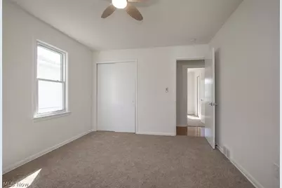 13600 Royal Boulevard, Garfield Heights, OH 44125 - Photo 18