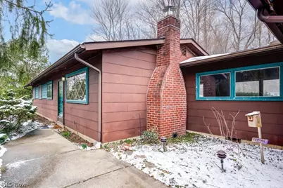 684 Sherwood Drive, Aurora, OH 44202 - Photo 2