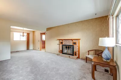 684 Sherwood Drive, Aurora, OH 44202 - Photo 8