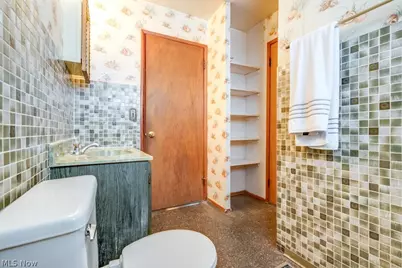 684 Sherwood Drive, Aurora, OH 44202 - Photo 24