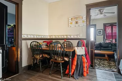 4302 Bridgeview Avenue, Newburgh Heights, OH 44105 - Photo 12