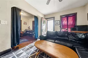 4302 Bridgeview Ave, Newburgh Heights, OH 44105 - Photo 6