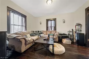 4302 Bridgeview Ave, Newburgh Heights, OH 44105 - Photo 20