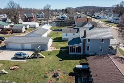 304 E Russell Avenue, West Lafayette, OH 43845 - Photo 2