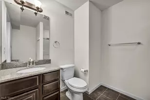 5600 W Long Ridge Dr, Green Hills, OH 44131 - Photo 38