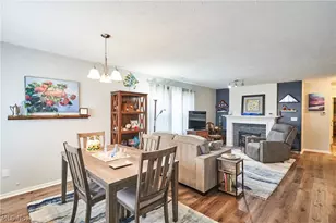 329 Spruce St, Barberton, OH 44203 - Photo 4