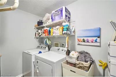 329 Spruce Street, Barberton, OH 44203 - Photo 12