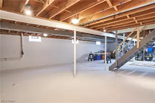 2864 Burnside St, Akron, OH 44312 - Photo 12