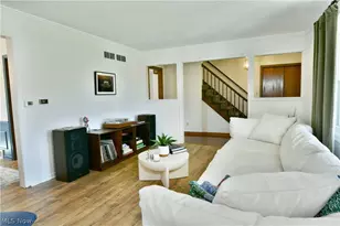 8536 4 Seasons Trail, Youngstown, OH 44514 - Photo 10