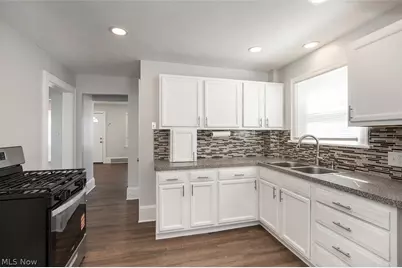 826 Dover Avenue, Akron, OH 44320 - Photo 12