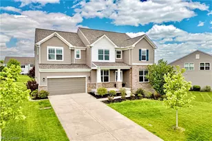 10194 Corbetts Ln, Twinsburg, OH 44087 - Photo 2