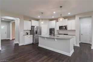 10194 Corbetts Ln, Twinsburg, OH 44087 - Photo 8