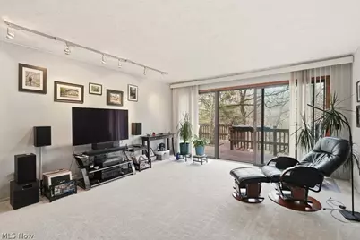 17833 Cliffside Drive, Strongsville, OH 44136 - Photo 14