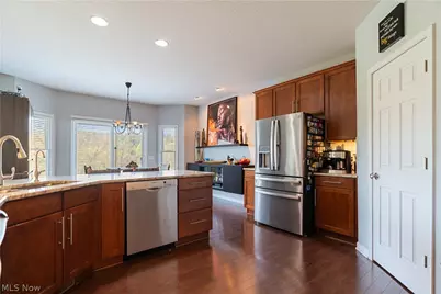 520 Pga Boulevard, New Philadelphia, OH 44663 - Photo 8