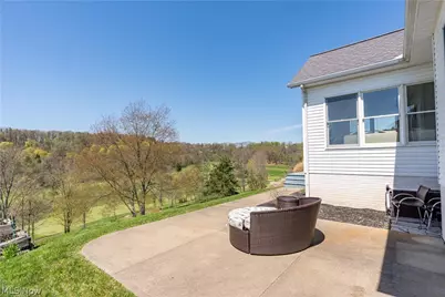 520 Pga Boulevard, New Philadelphia, OH 44663 - Photo 24