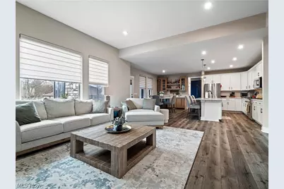 10134 Rosalee Lane, Strongsville, OH 44136 - Photo 8