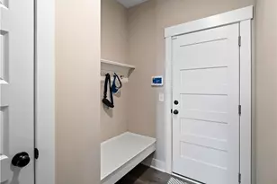 10134 Rosalee Ln, Strongsville, OH 44136 - Photo 20