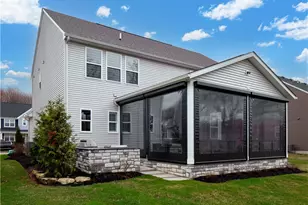 10134 Rosalee Ln, Strongsville, OH 44136 - Photo 36