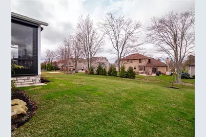 10134 Rosalee Lane, Strongsville, OH 44136 - Photo 38