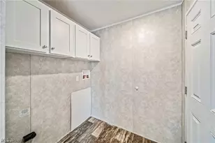 44 Eddy Rd, Madison, OH 44057 - Photo 10