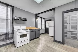 2129 E 30th St, Lorain, OH 44055 - Photo 6