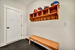 11295 Sutton Pl, Chardon, OH 44024 - Photo 24