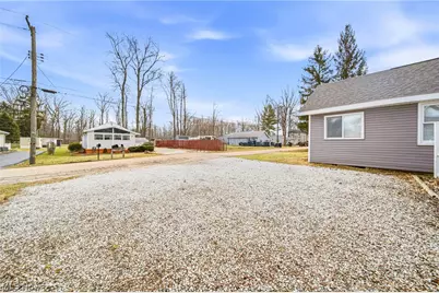 4890 Francis Drive, Geneva, OH 44041 - Photo 8