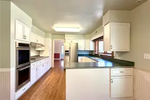 11469 Fowlers Mill Rd, Chardon, OH 44024 - Photo 10