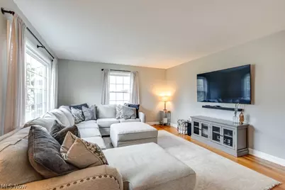 233 Kenilworth Drive, Akron, OH 44313 - Photo 4