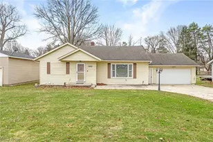 3290 Sweitzer St NW, Uniontown, OH 44685 - Photo 1