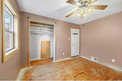 3290 Sweitzer Street NW, Uniontown, OH 44685 - Photo 14