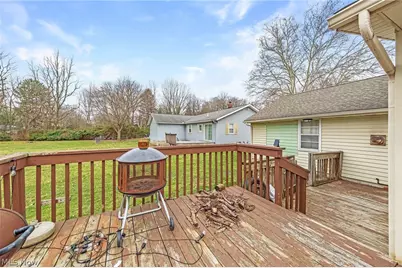 3290 Sweitzer Street NW, Uniontown, OH 44685 - Photo 28