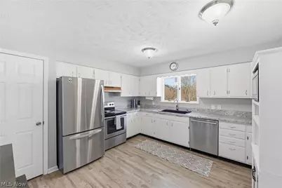 16305 Sperry Road, Vermilion, OH 44089 - Photo 14