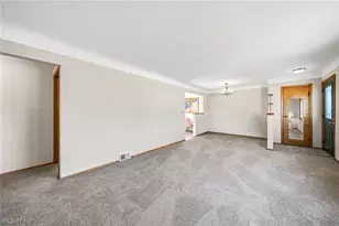 459 Cole, Willowick, OH 44095 - Photo 6
