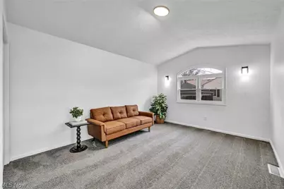 235 Euclid Avenue, Lorain, OH 44052 - Photo 26