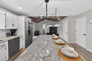 531 Woodland Ave, Wadsworth, OH 44281 - Photo 6