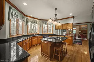 7525 Berks Way, Hudson, OH 44236 - Photo 6