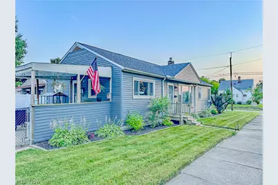 162 Mitchell Street, Barberton, OH 44203 - Photo 1