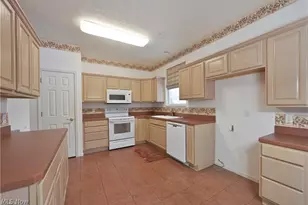 1908 Pembrooke Ln, Avon, OH 44011 - Photo 16