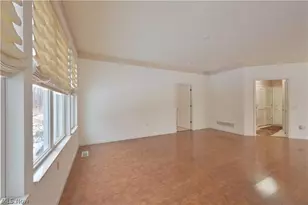 1908 Pembrooke Ln, Avon, OH 44011 - Photo 10