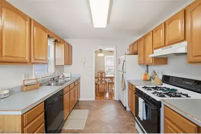 2627 Overbrook Road, Cuyahoga Falls, OH 44221 - Photo 14