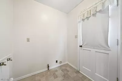 2627 Overbrook Road, Cuyahoga Falls, OH 44221 - Photo 18